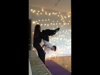 acro yoga